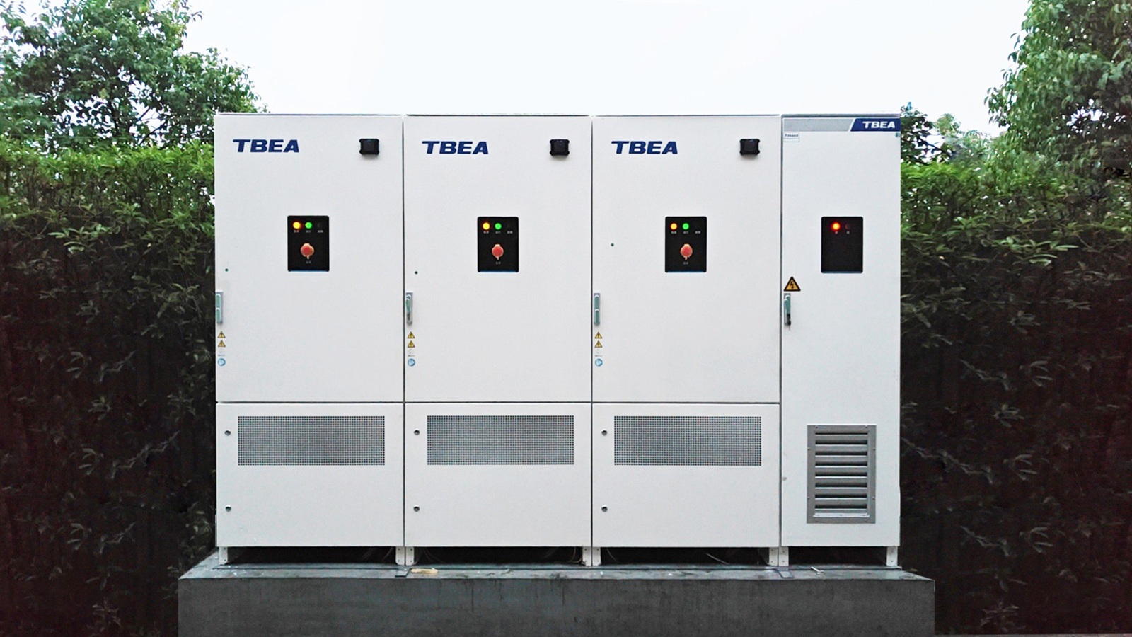 浙江温州某金属零件制造工业园区项目，储能装机容量375kW/699kWh。配合地区分时电价，峰谷套利，助力企业能源数字化转型，储能系统同时作为应急备用电源，保障工业园区生产连续性。