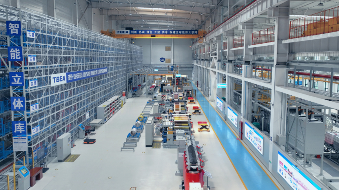 国家第一批智能制造示范工厂揭榜单位<br>
——变压器智能制造示范工厂