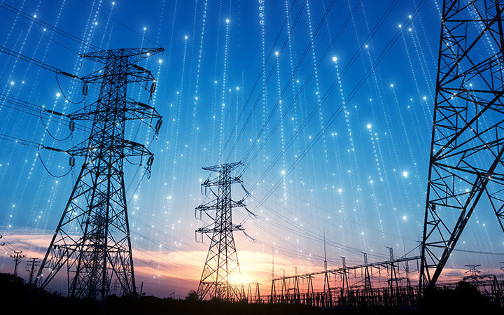 特变电工以科技创新为第一动力,围绕输变电高端装备制造、硅基新能源、铝基新材料关键核心技术攻关,建立了“产业研发中心”二级研发体系,为推动全球能源事业发展贡献力量。